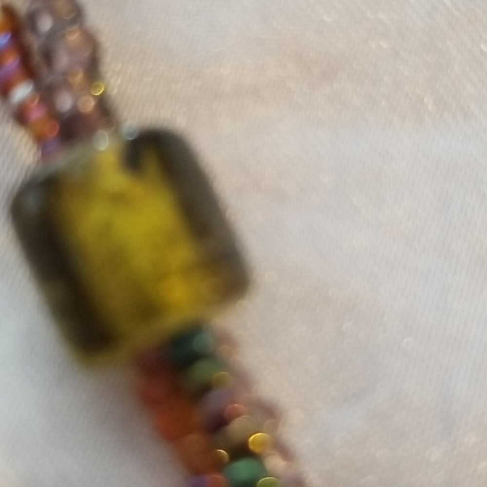 Neclace - Picture 4 of 4